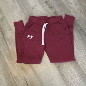 UA women’s joggers